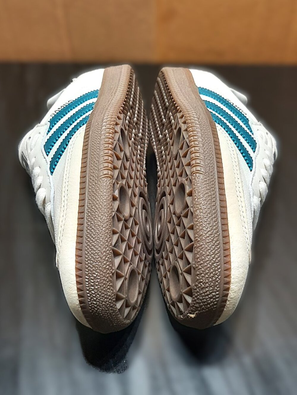 Adidas Samba Women’s Size 9 OG Cloud White Cream Legacy Teal Sneakers IG1963 - Picture 11 of 16